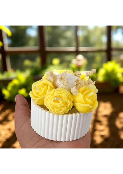 Küçük Boy Sarı–beyaz Çiçek Buketi Kokulu Vazo Mum – %100 Soya Wax – Taş Tozu Vazo – El Yapımı modelleri