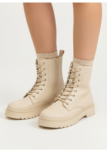 Kadın Postal Bot Kaymaz Termo Taban Suya Dayanıklı Fermuarlı Bağcıklı Tam Kalıp modelleri