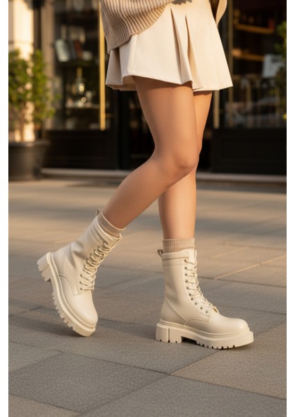 Kadın Postal Bot Kaymaz Termo Taban Suya Dayanıklı Fermuarlı Bağcıklı Tam Kalıp