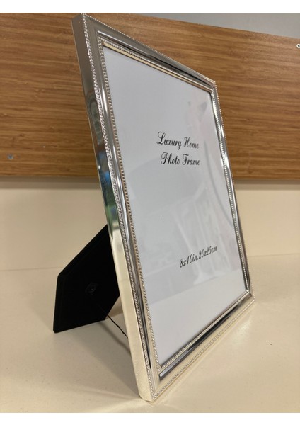 Resim Çerçevesi Yeni Model Metal Kenarlı Pirinç Gümüş 20X25 cm fiyatları