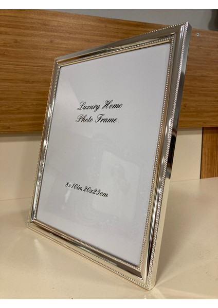 Resim Çerçevesi Yeni Model Metal Kenarlı Pirinç Gümüş 20X25 cm fırsatları