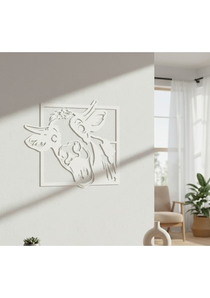 Neşeli Inek Çerçevesiz Dekoratif Ahşap Tablo