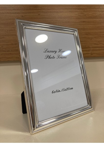 Resim Çerçevesi Yeni Model Metal Pirinç Kenarlı Gümüş 15X20 cm fiyatları