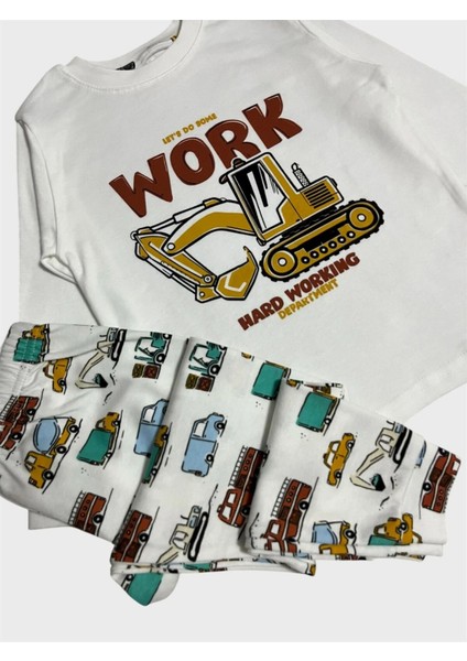 Erkek Çocuk %100 Pamuklu Beyaz Iş Makinesi Araba Kamyon Desenli Uzun Kollu Pijama Takımı fiyatları