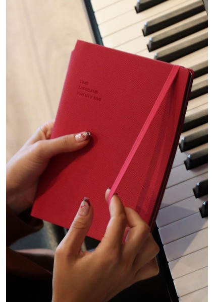 2025 Haftalık Ajanda A5 (14X21CM) Esnek Kapak Ivory 80GR.