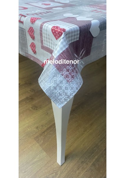 Astarlı Yazılı Bordo Puantiyeli Kalpli Kaymaz Pvc Muşamba Masa Örtüsü