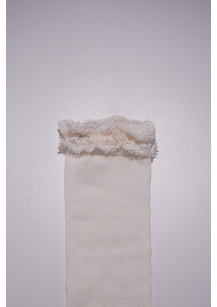 Pamuklu Puantiye Dokulu Dantelli Kız Çocuk Çorabı modelleri