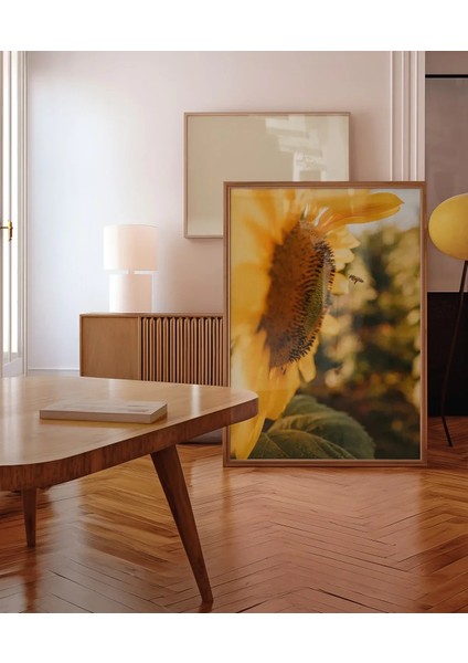 Günebakan Çiçeği ve Arı Poster indirimleri