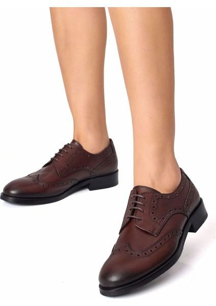 Kadın Kahverengi Hakiki Deri El Işçiliği Delikli Klasik Oxford Ayakkabı