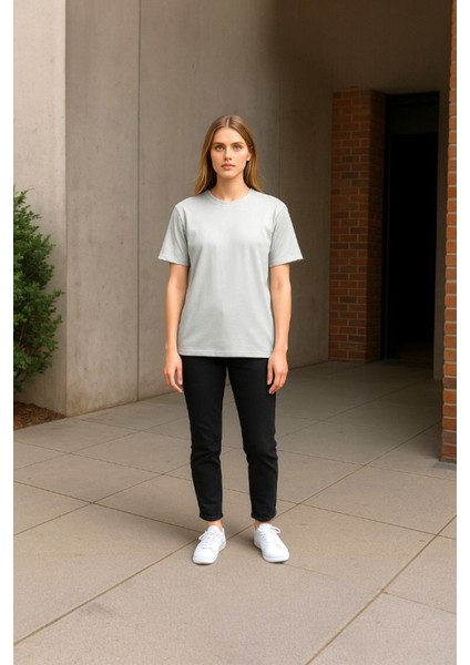 Unisex Bisiklet Yaka Regular Fit Basic % 100 Pamuk T-Shirt