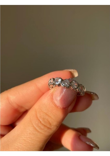 Ters Düz Kalp Zirkon Taşlı Çelik Beştaş Yüzük