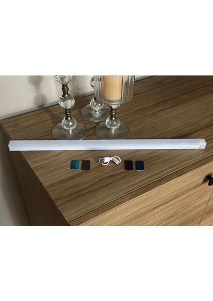 Hareket Sensörlü Şarjlı LED Beyaz Panel ,elbise Dolabı Çalışma Masası Ev LED Lamba Işık