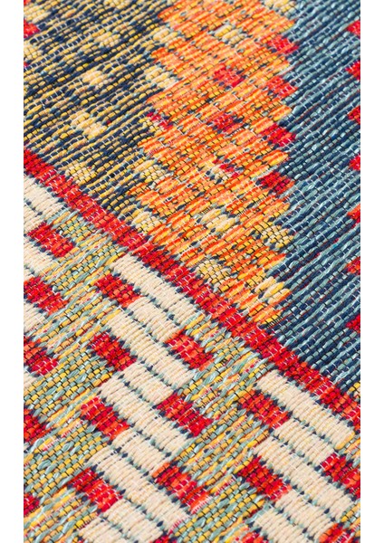 Ürgüp 10 Red %100 Pamuk ile Üretilen Etnik Desenlere Sahip Yıkanabilir Çift Taraflı Ince Yıkanabilir Kilim indirimleri