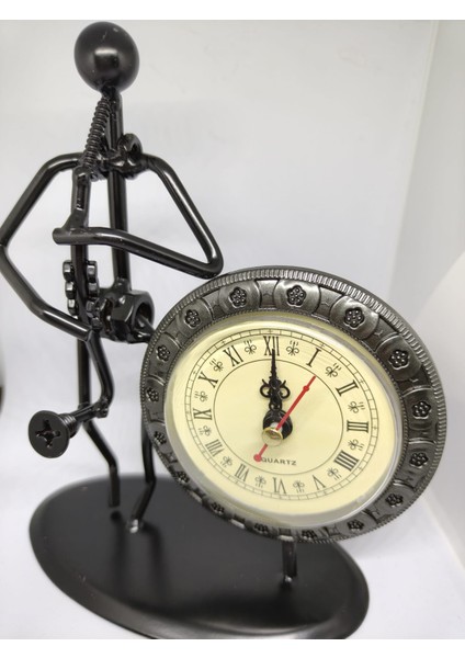 Metal Müzisyen Figürlü Saat fırsatları