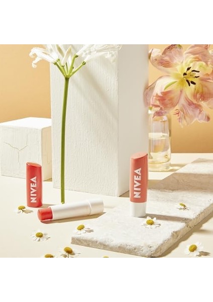 Nıvea Şeftali Dudak Bakım Kremi 4,8 Gr, 24 Saat Nemlendirici, Doğal Yağlar, Gün Boyu Dudak Bakımı, Şeftali Kokusu, Hafif Şeftali Rengi modelleri