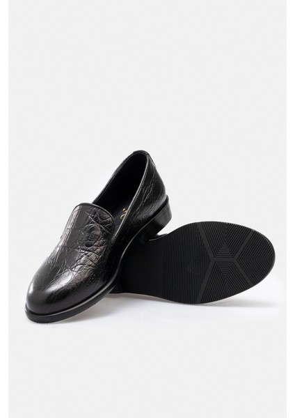 Kadın Siyah Hakiki Deri Kroko Desenli El Yapımı Loafer indirimleri