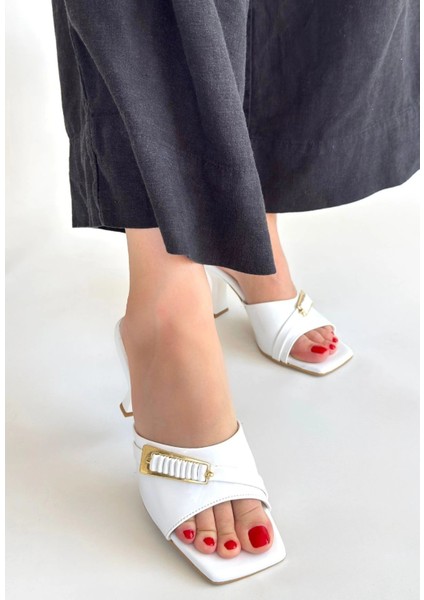 Sief Beyaz Rugan Topuklu Terlik