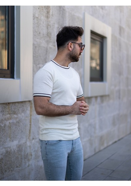 Triko T-Shirt Beyaz Renk fırsatları