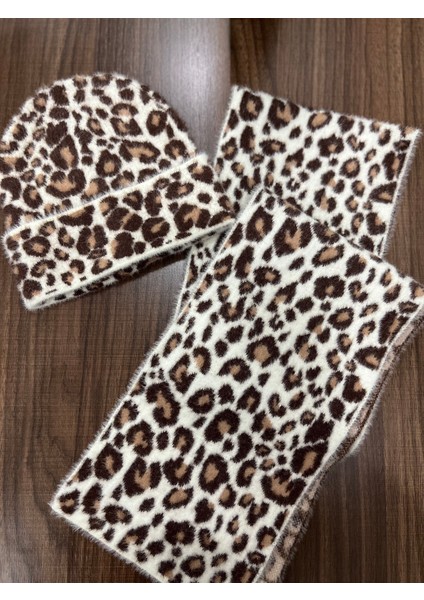 Kadın Leopar Desenli Kışlık Atkı Bere Takımı – Yumuşak Tüylü Akrilik Ikili Set – Sıcak Tutucu