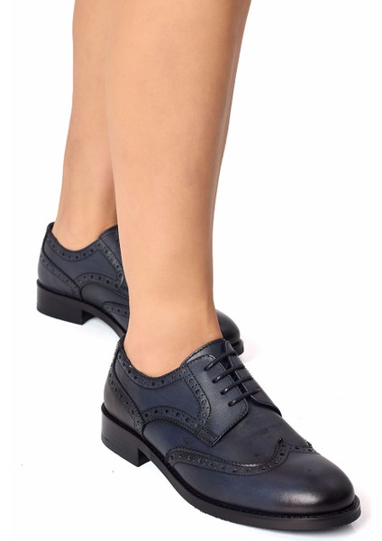 Kadın Lacivert Hakiki Deri El Işçiliği Delikli Klasik Oxford Ayakkabı modelleri