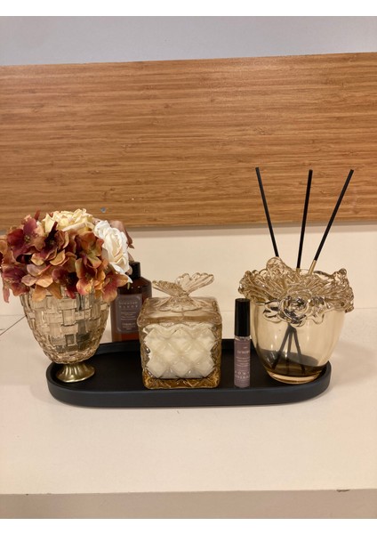 Dekoratif Koku Setimiz Deri Kaplı Tepsisi Cam Çubuklu Kokusu Kokulu Mumu Bal Rengi ve Arajmanı fiyatları