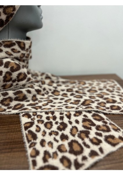 Kadın Leopar Desenli Kışlık Atkı Bere Takımı – Yumuşak Tüylü Akrilik Ikili Set – Sıcak Tutucu modelleri
