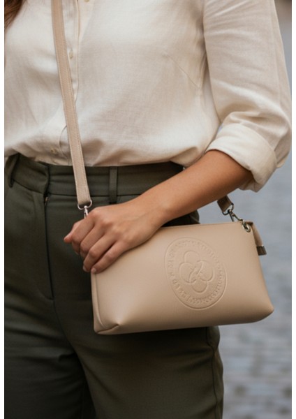 Kadın Askılı Lacos Kumaş Çanta fiyatları