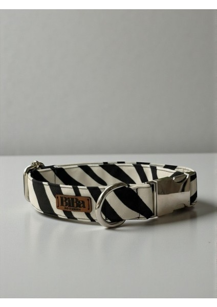 Zebra Köpek Boyun Tasması- Charm Hediyeli