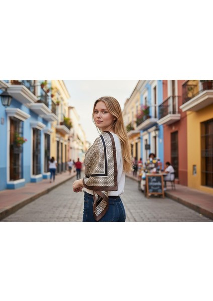 Kahverengi Desenli Fular 90 x 90 fiyatları