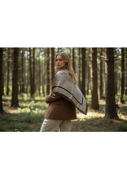 Kahverengi Desenli Fular 90 x 90 modelleri