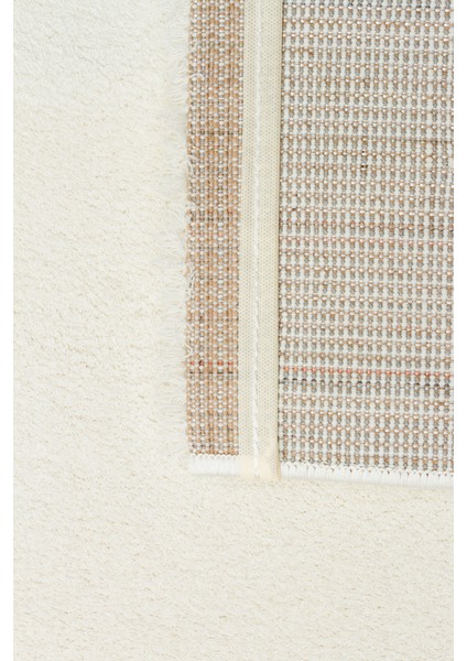 Soft White Kolay Kullanımlı Hav Toz Vermez Yumuşak Dokulu Modern Pofuduk Halı modelleri