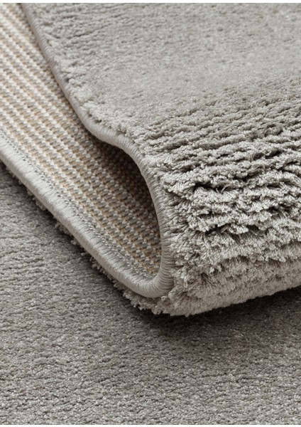 Soft Grey Kolay Kullanımlı Hav Toz Vermez Yumuşak Dokulu Modern Pofuduk Halı