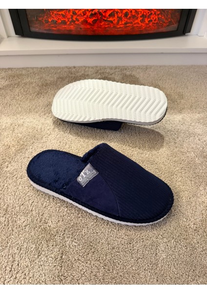 Erkek Sessiz Taban Çok Yumuşak ve Hafif Içi Yünlü Peluş Ev Terliği modelleri