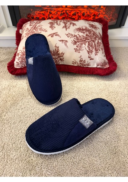 Erkek Sessiz Taban Çok Yumuşak ve Hafif Içi Yünlü Peluş Ev Terliği