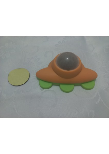 Doğal Catnipli Döner Kedi Yalama Topu Kedi Oyuncağı Ufo Model fiyatları