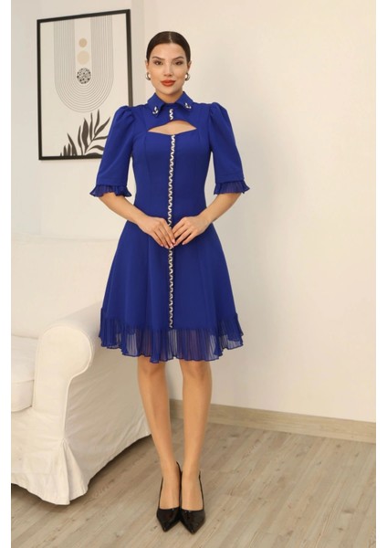 Göğüs Dekolteli El Işlemeli Gömlek Yaka Elbise 2310-SAKS fırsatları