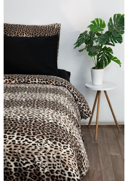 Desenli Çarşaflı Tek Kişilik Nevresim Takımı