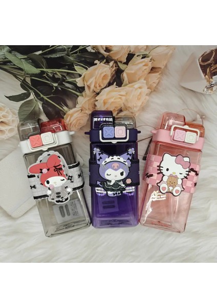 Kuromi Figürlü Sanrio Çocuk Suluk Matara 520ML Askılı Iki Bölmeli Kapak Plastik AD15152