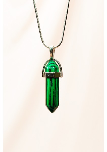 Malahit Doğal Taşı Zincirli El Yapımı Tasarımlı Kolye Uç: 3,5 cm Zincir: 20 cm Kutulu