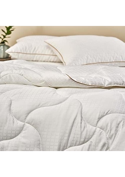 Elegance Düz Dış KUMAŞ:%100 Pamuk, Iç Dolgu: Mikrojel Yorgan, Beyaz, Çift Kişilik fiyatları