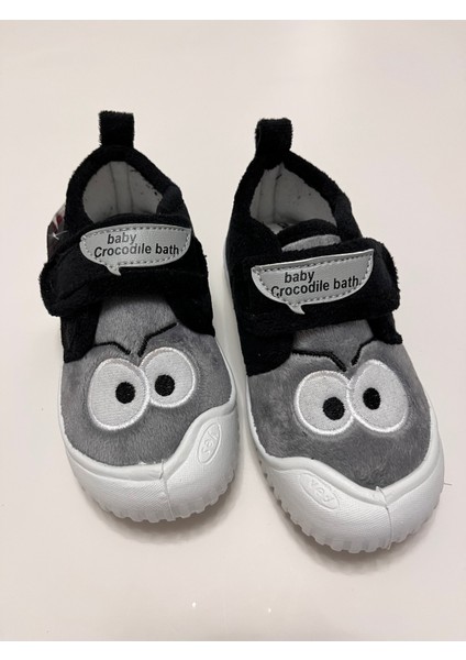 Erkek Çocuk Kışlık Hafif ,yumuşak ve Kaymaz Taban Panduf Ev Kreş Ayakkabısı fiyatları