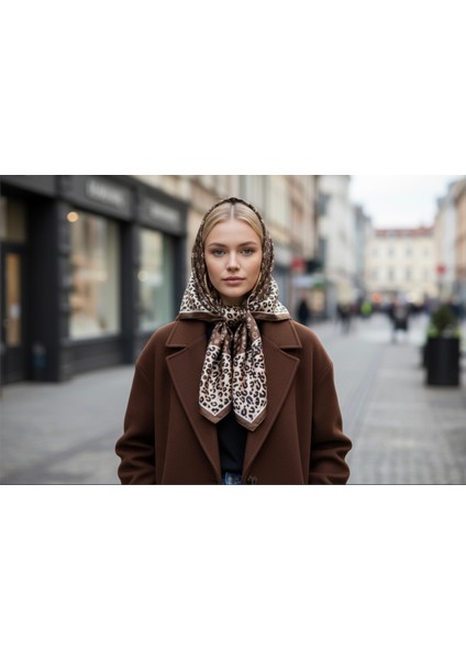 Leopar Desenli Kahverengi Fular 70 x 70