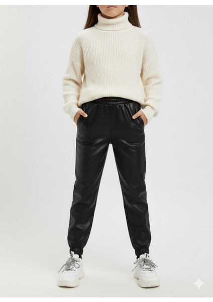 Yandan Cepli Kız Çocuk Deri Pantolon