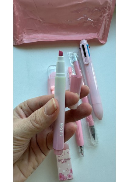 Renkli Kırtasiye Seti