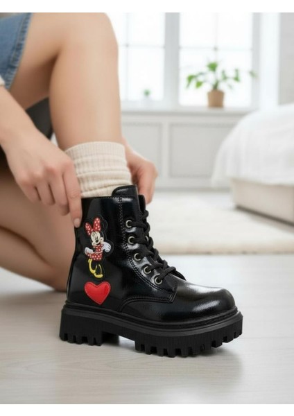 Kız Çocuk Suya Soğuk Havaya Dayanıklı Minnie Figürlü Kışlık Siyah Rugan Bot Ayakkabı