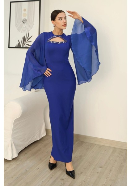 Dekoltesi Işlemeli Pelerinli Kol Abiye Elbise 2349-SAKS modelleri