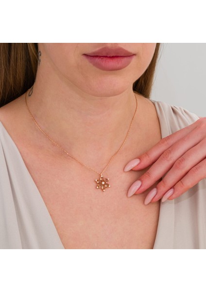 Zultanit Taşlı Papatya Gümüş Kolye indirimleri