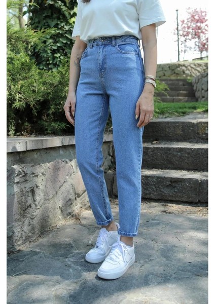 Mom Jean Açık Mavi Renk