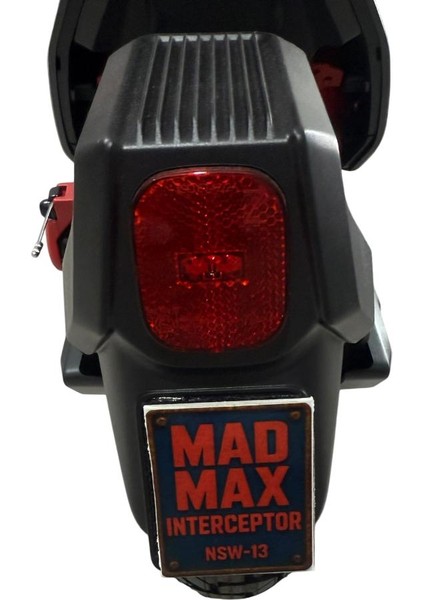 Zt3 Pro Uyumlu Mad Max Interceptor Nsw- 13 Figürlü Elektrikli Scooter Aksesuar Dekor Plaka