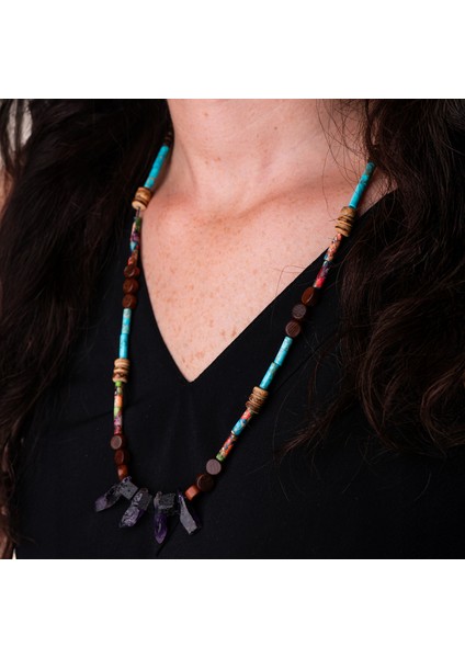 Varisit, Ametist, Lav Taşı, Hindistan Cevizi ve Sinameki Ağacı Doğal Taş Kadın Kolye – Huzur, Denge ve Doğallığın Enerjisi Kolyesi